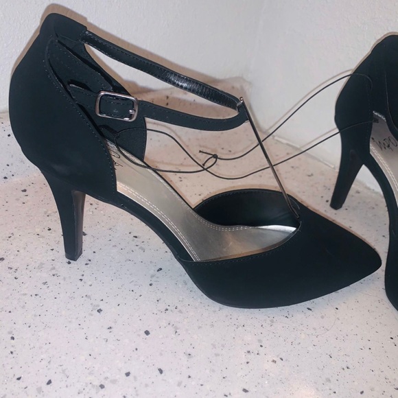 Women’s black strap pointed heels New - Picture 3 of 6